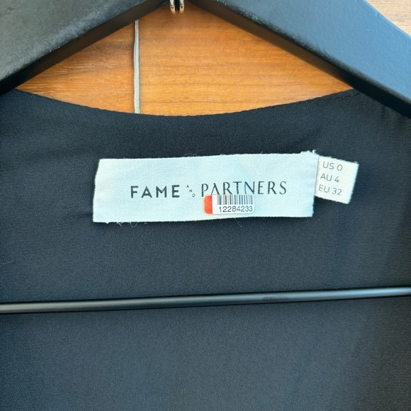 Fame And Partners - Tan & Black Leopard Print Short Sleeve Wrap Dress, Size 0 - Picture 7 of 13